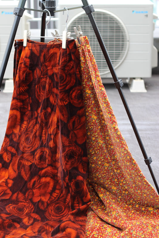 Vintage Velour Floral Design Long Skirt x2点