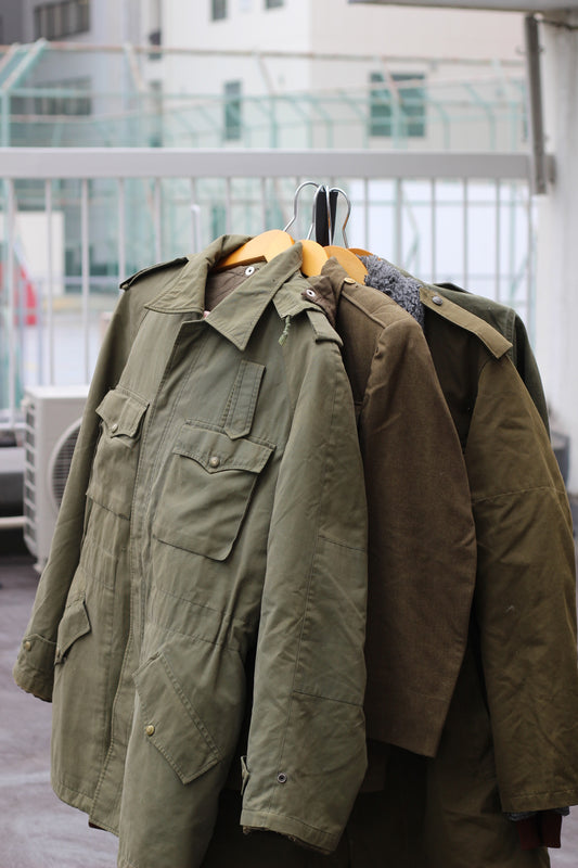 Vintage British Army & Czech Army & Netherland Army Military Items x4点