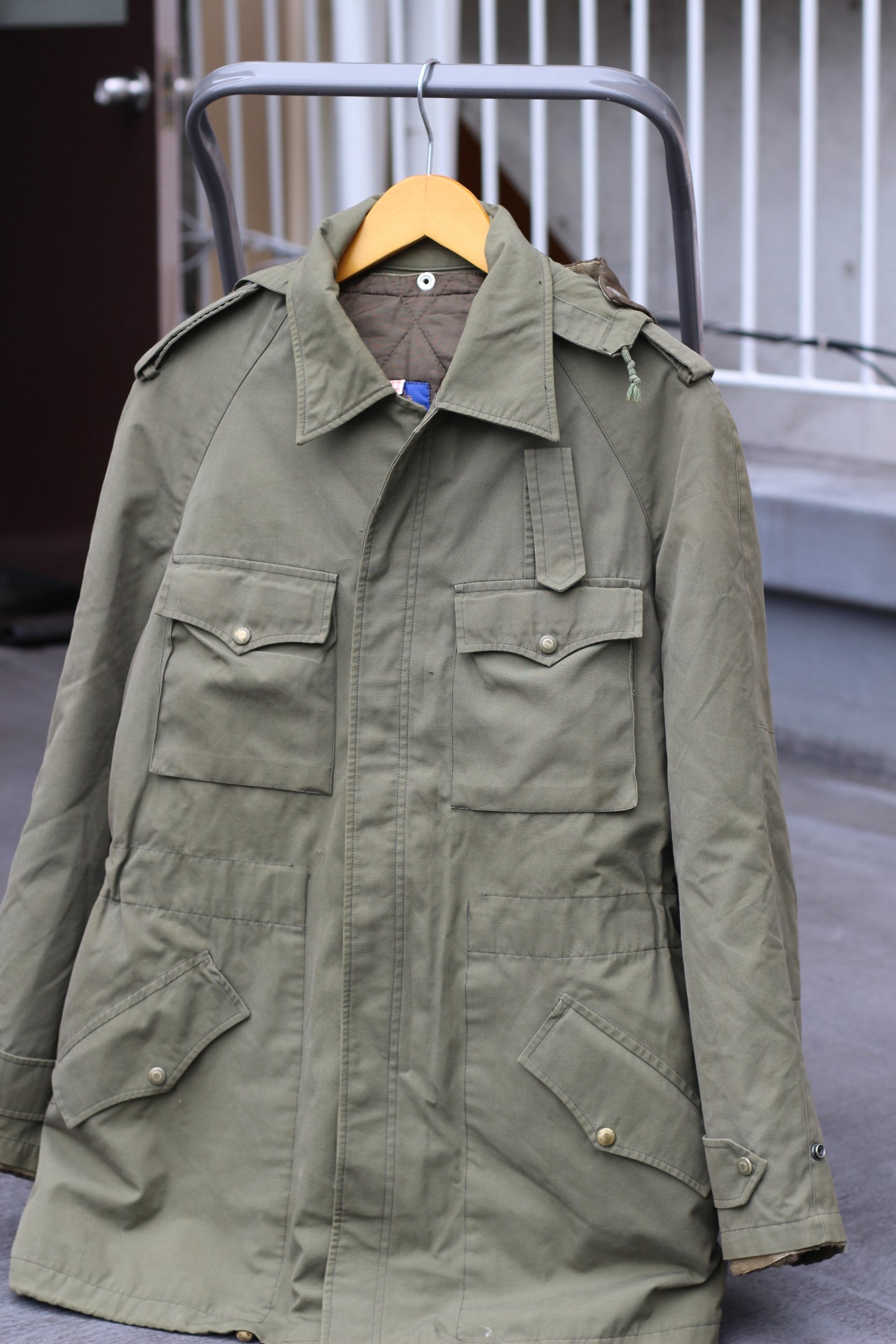 Vintage British Army & Czech Army & Netherland Army Military Items x4点