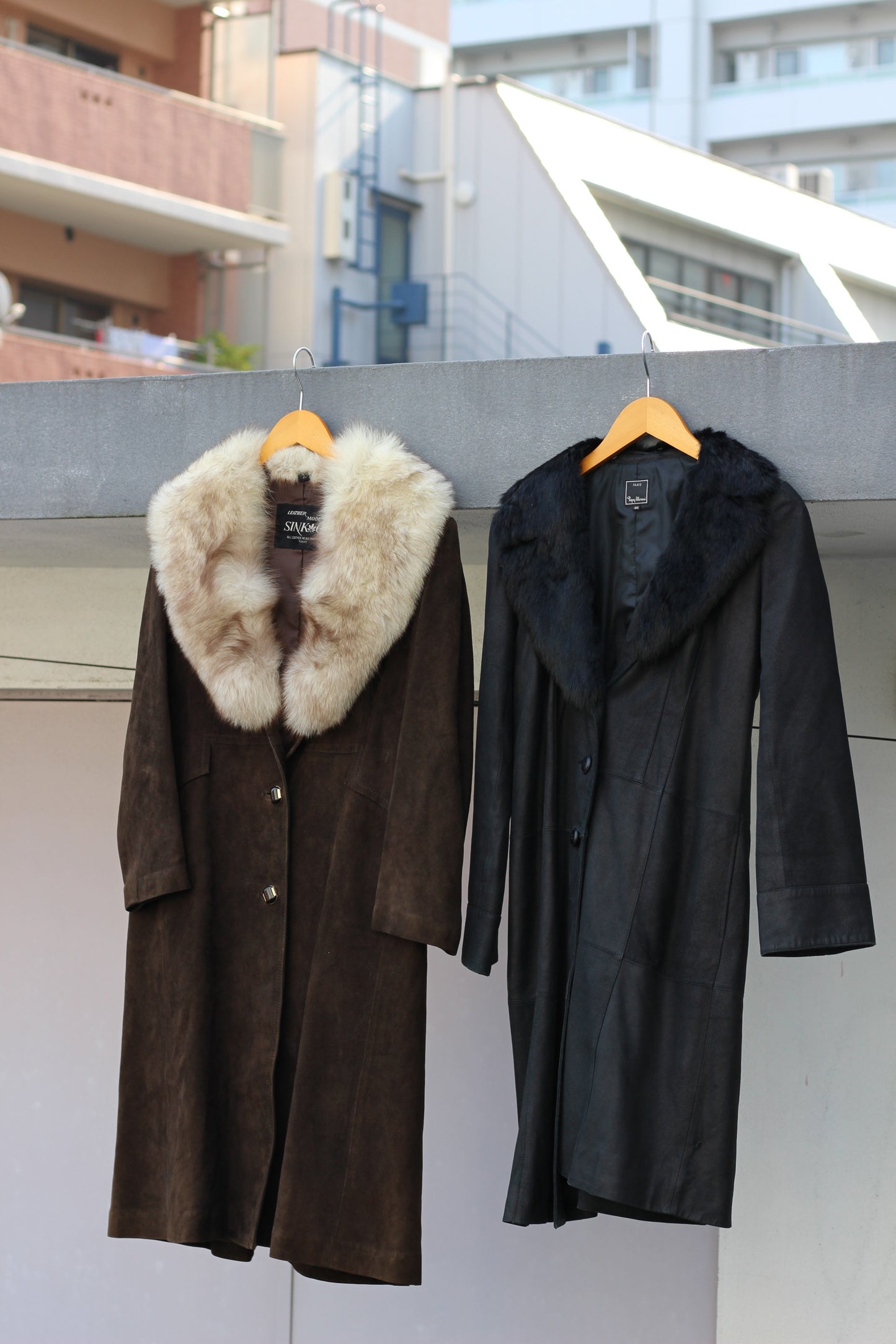 Vintage ladies leather far coat x2点