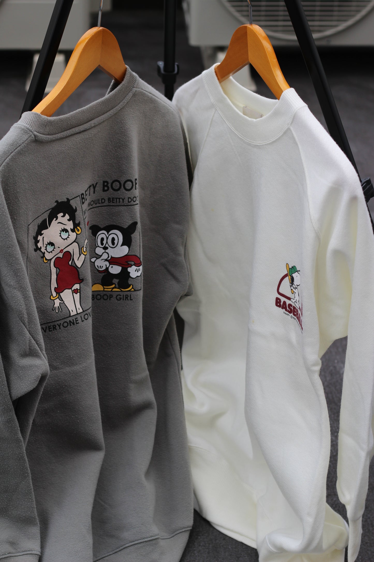 Character Sweatshirts x4点
