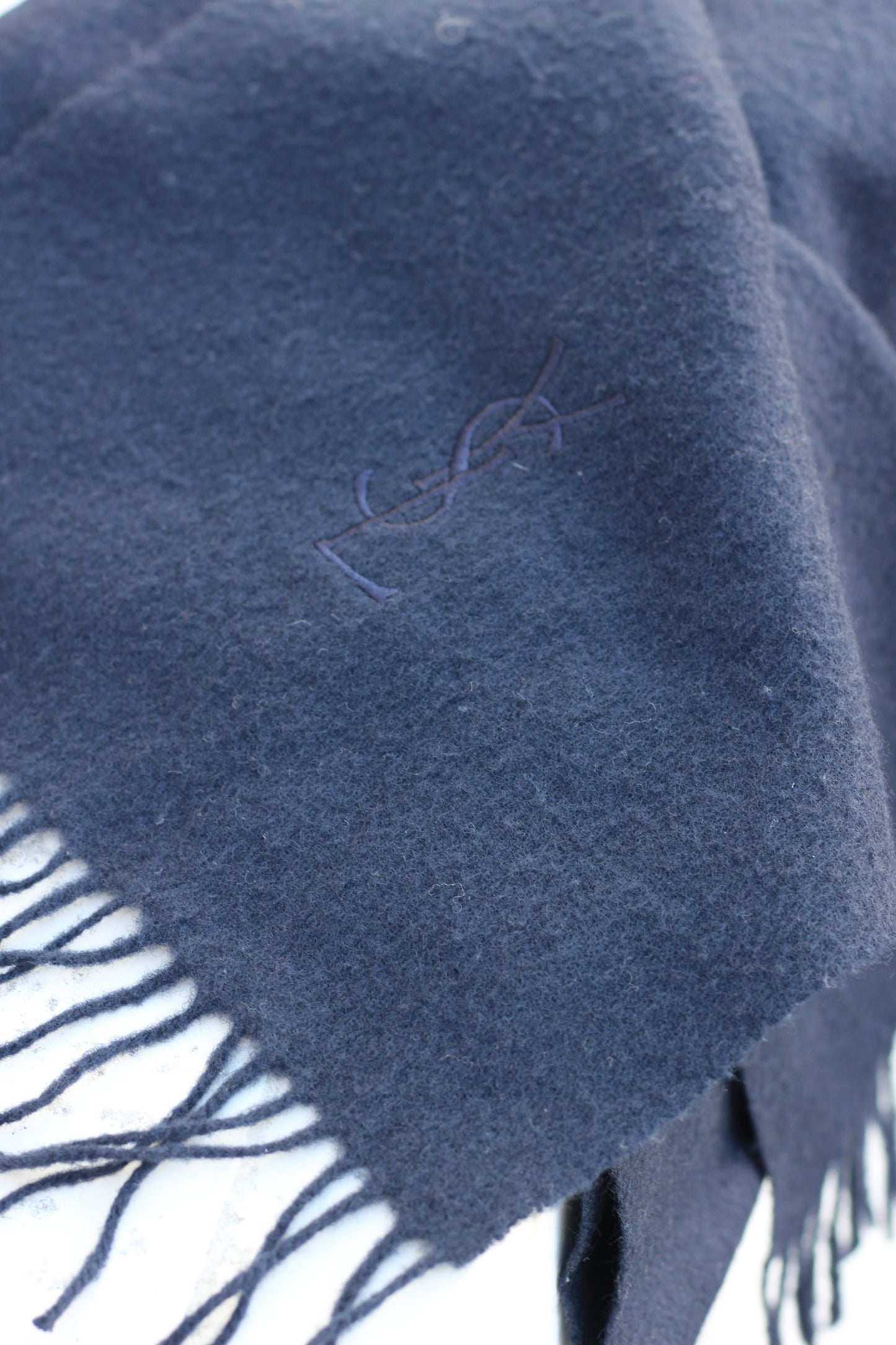 Yves Saint Laurent Muffler x2点