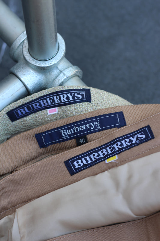 Old Burberrys Skirt x3点