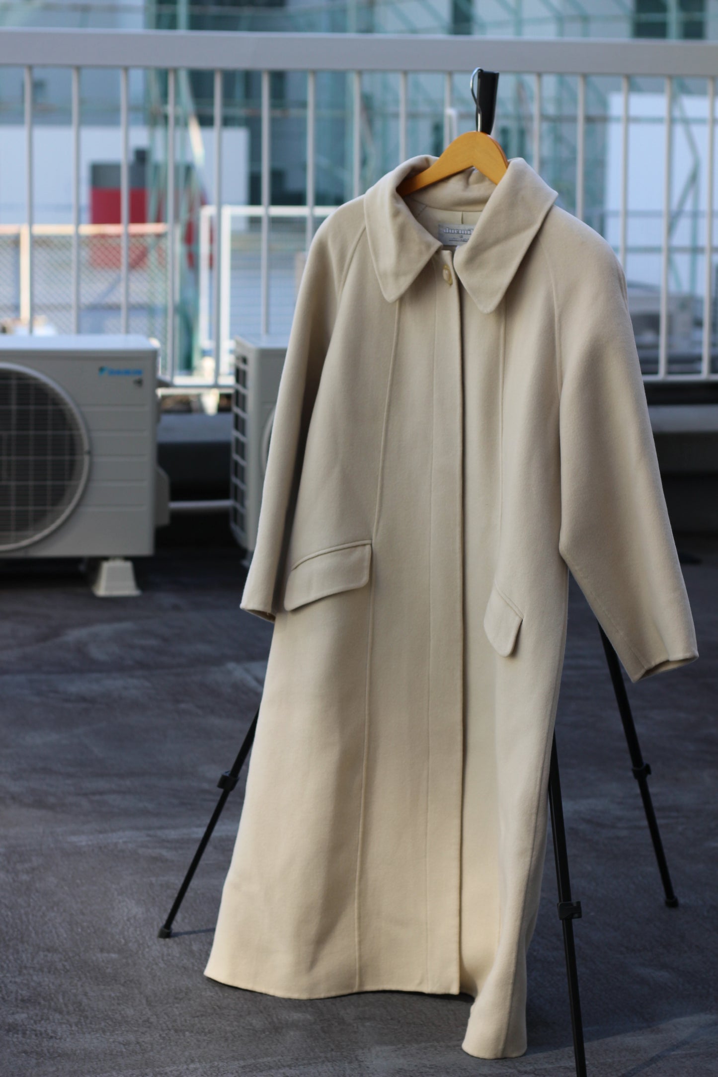 Women's Beige & White Cashmere100% Coat x2点