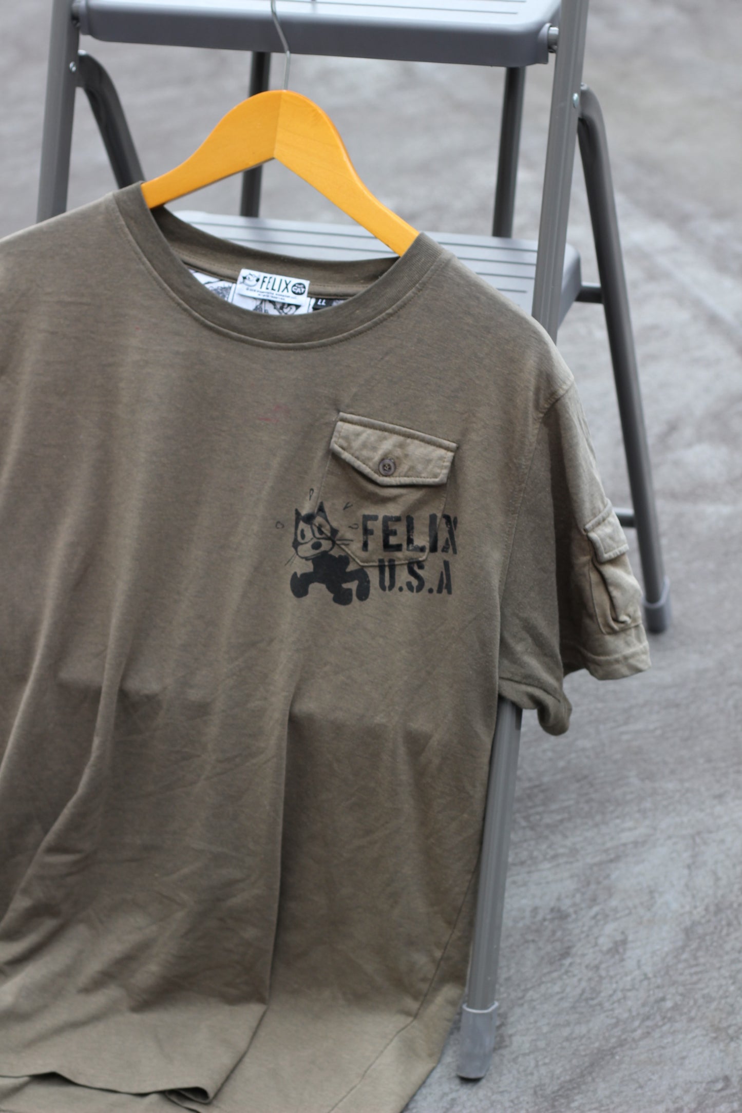 Character T-Shirts x4点