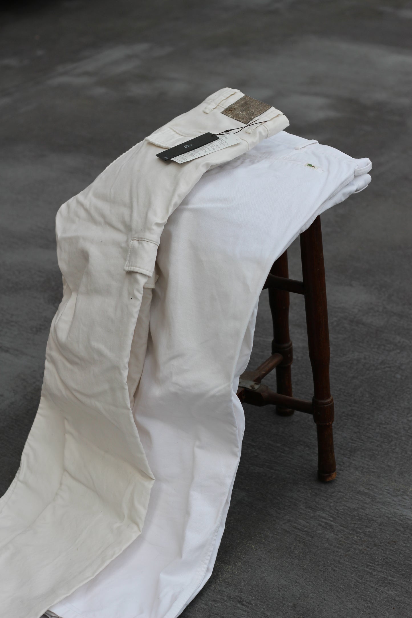 JOHNBULL & Lacoste White Bottoms x2点