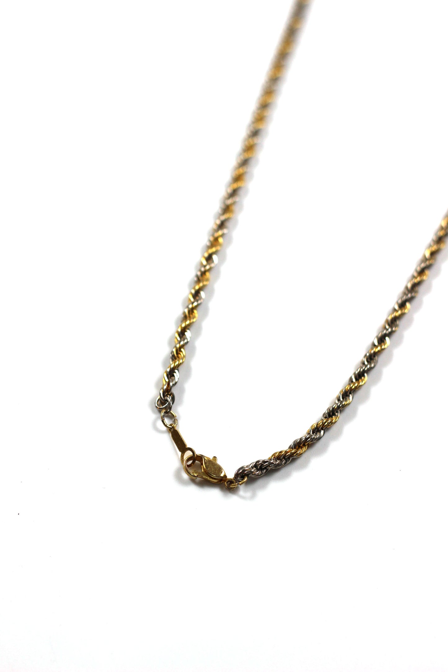 Vintage gold x silver necklace 華やかなゴールドと上品なシルバーの融合