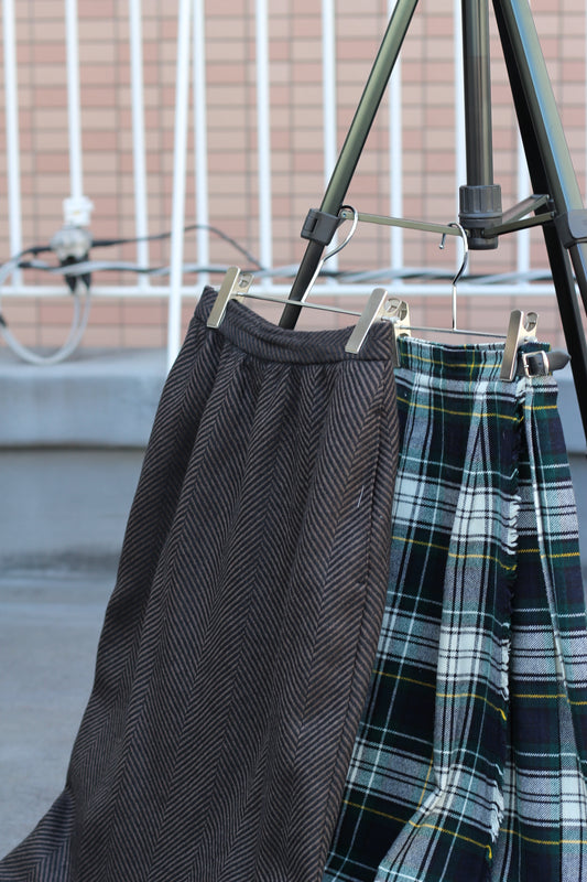 Made In Switzerland & Ireland Design Skirt x2点