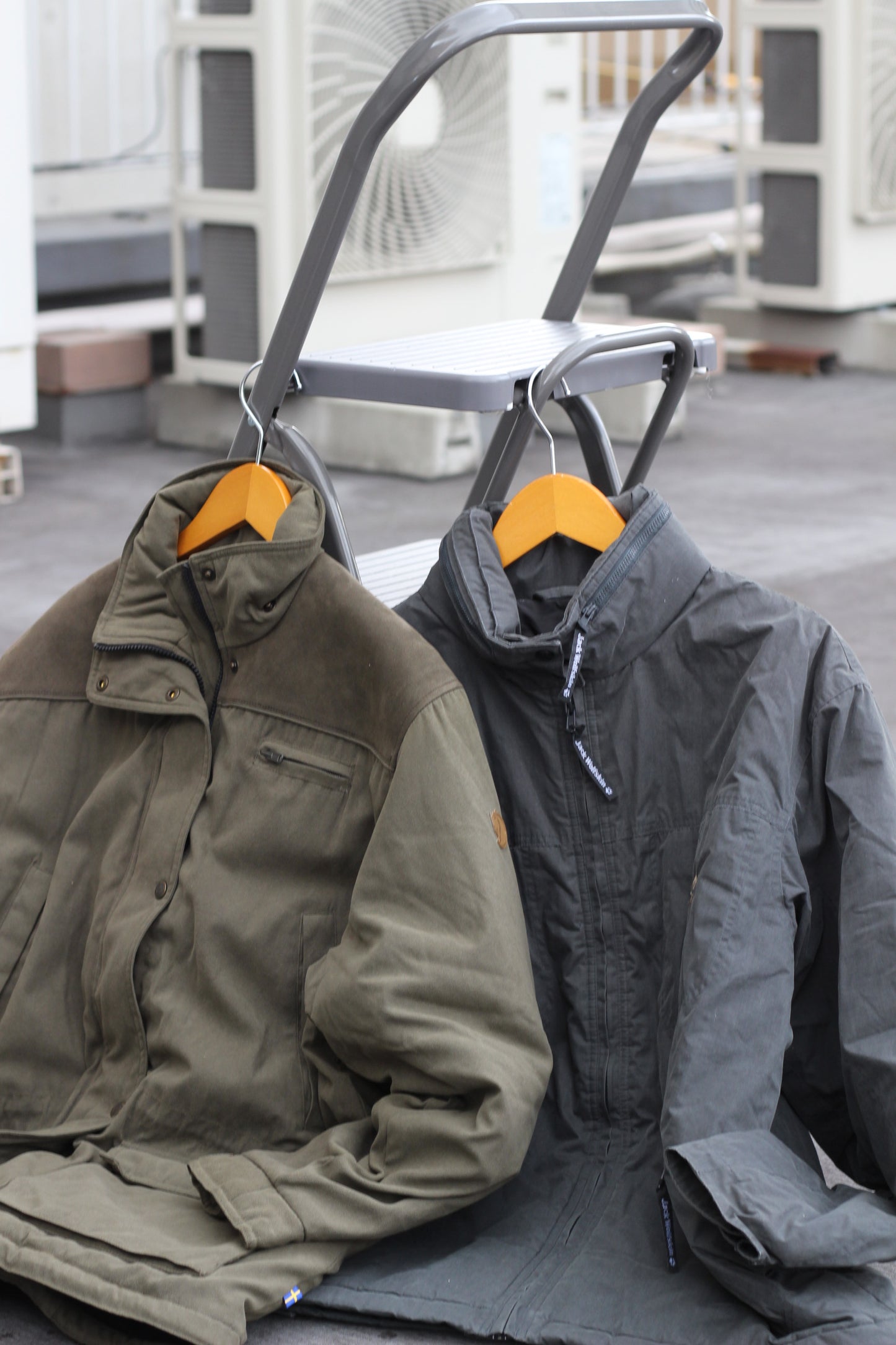 Fjallraven & Jack Wolfskin Outdoor Jacket x2点