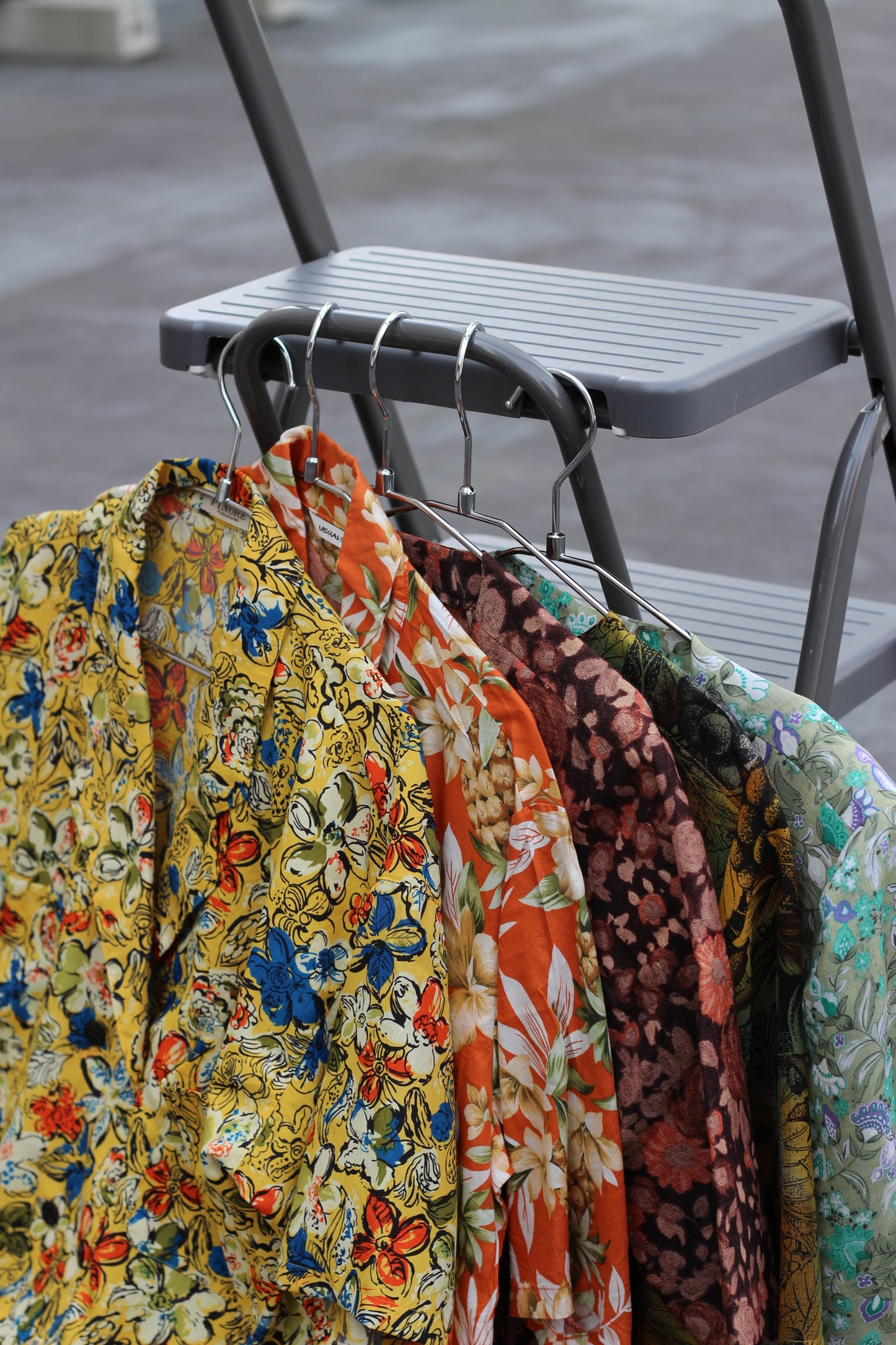 Women's Japan Vintage Design Short Sleeve Blouse Bulk x147点