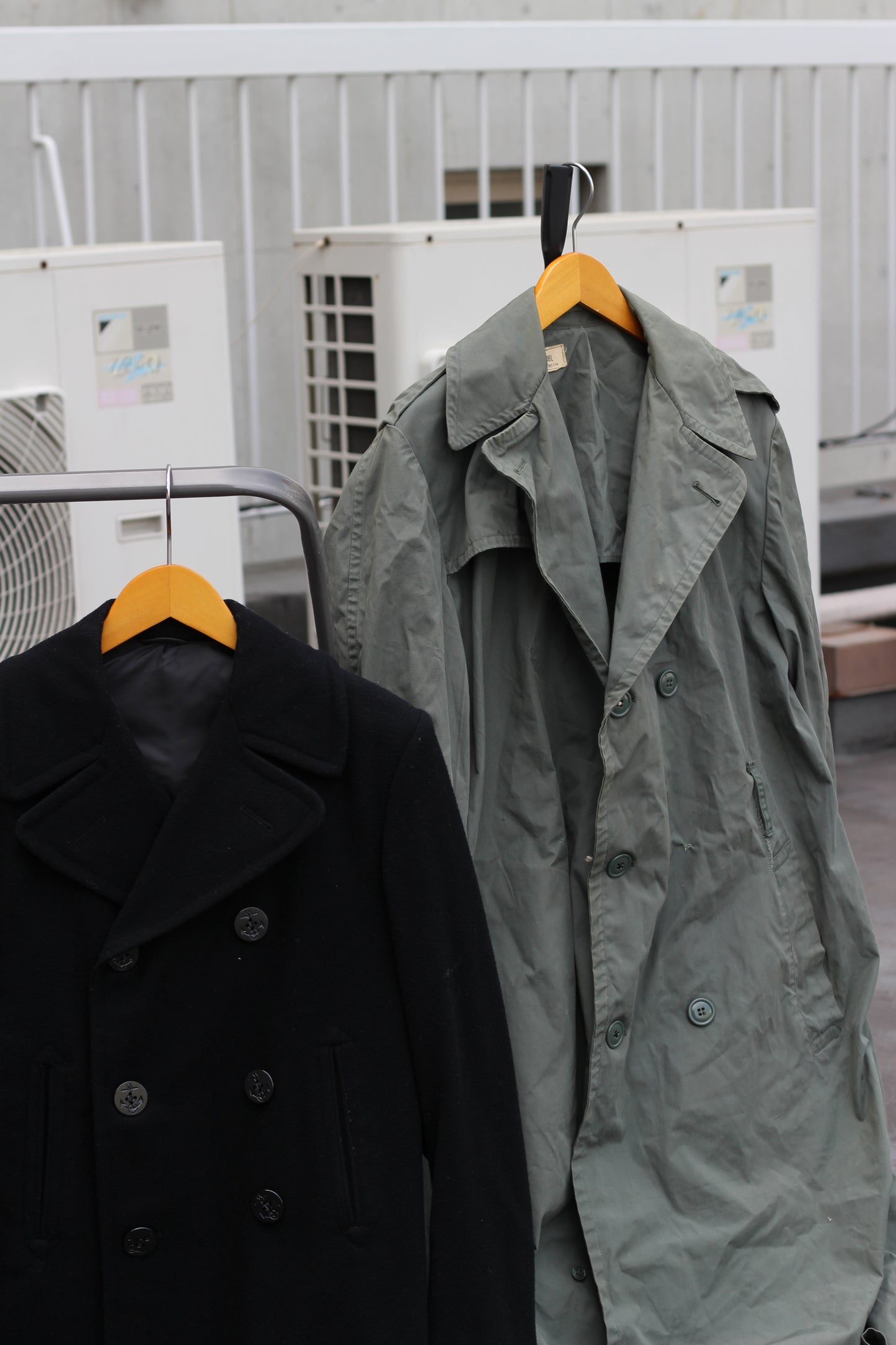 60's U.S. ARMY Raincoat & 80's U.S. NAVY Peacoat x2点