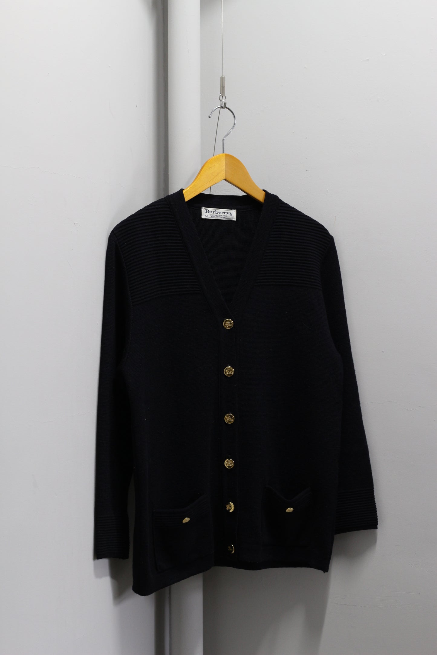 Made In UK Burberrys Gold Button Cardigan x2点
