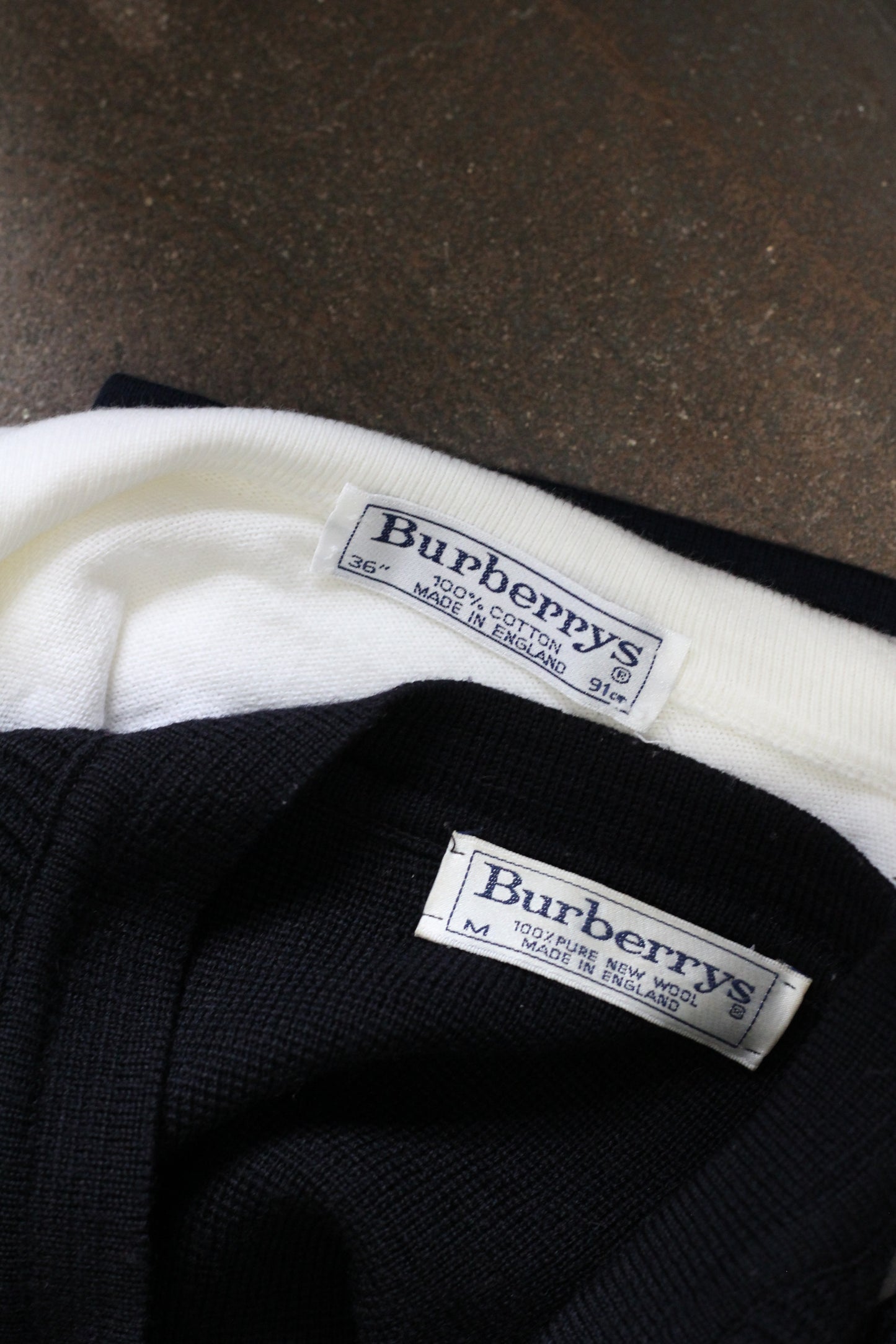 Made In UK Burberrys Gold Button Cardigan x2点