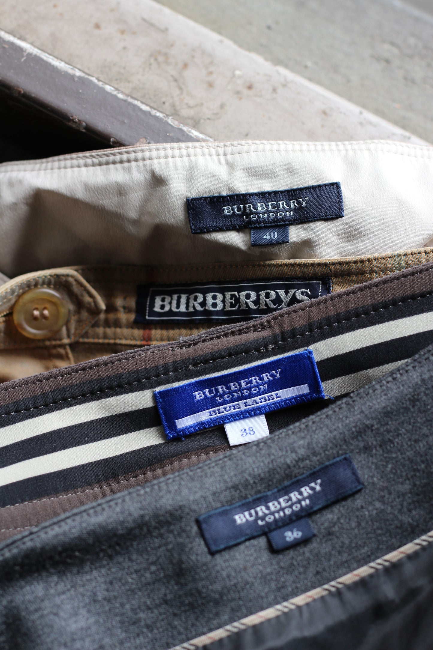 Burberry Skirt x4点