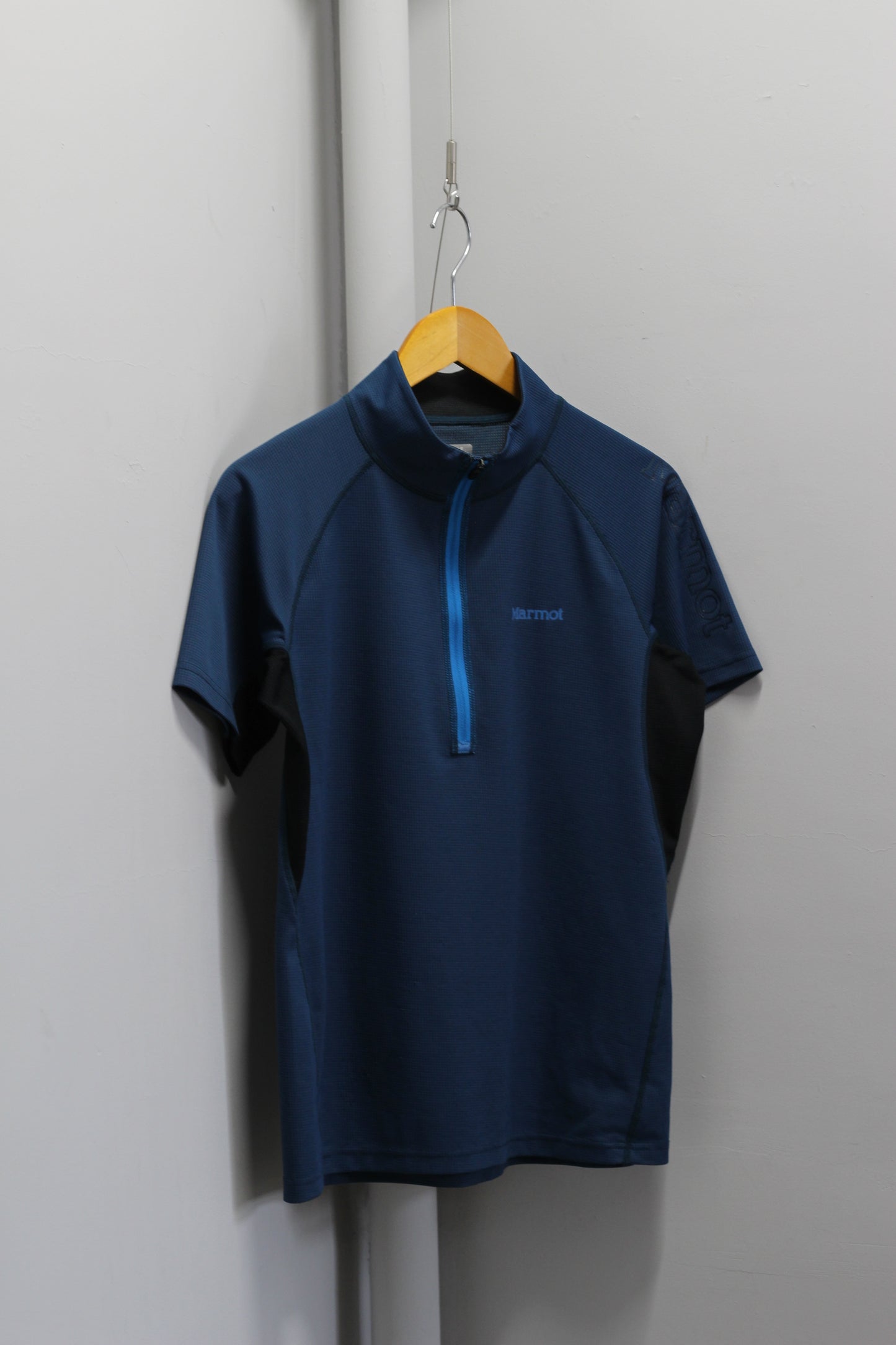 Marmot Half-Zip Tops x3点
