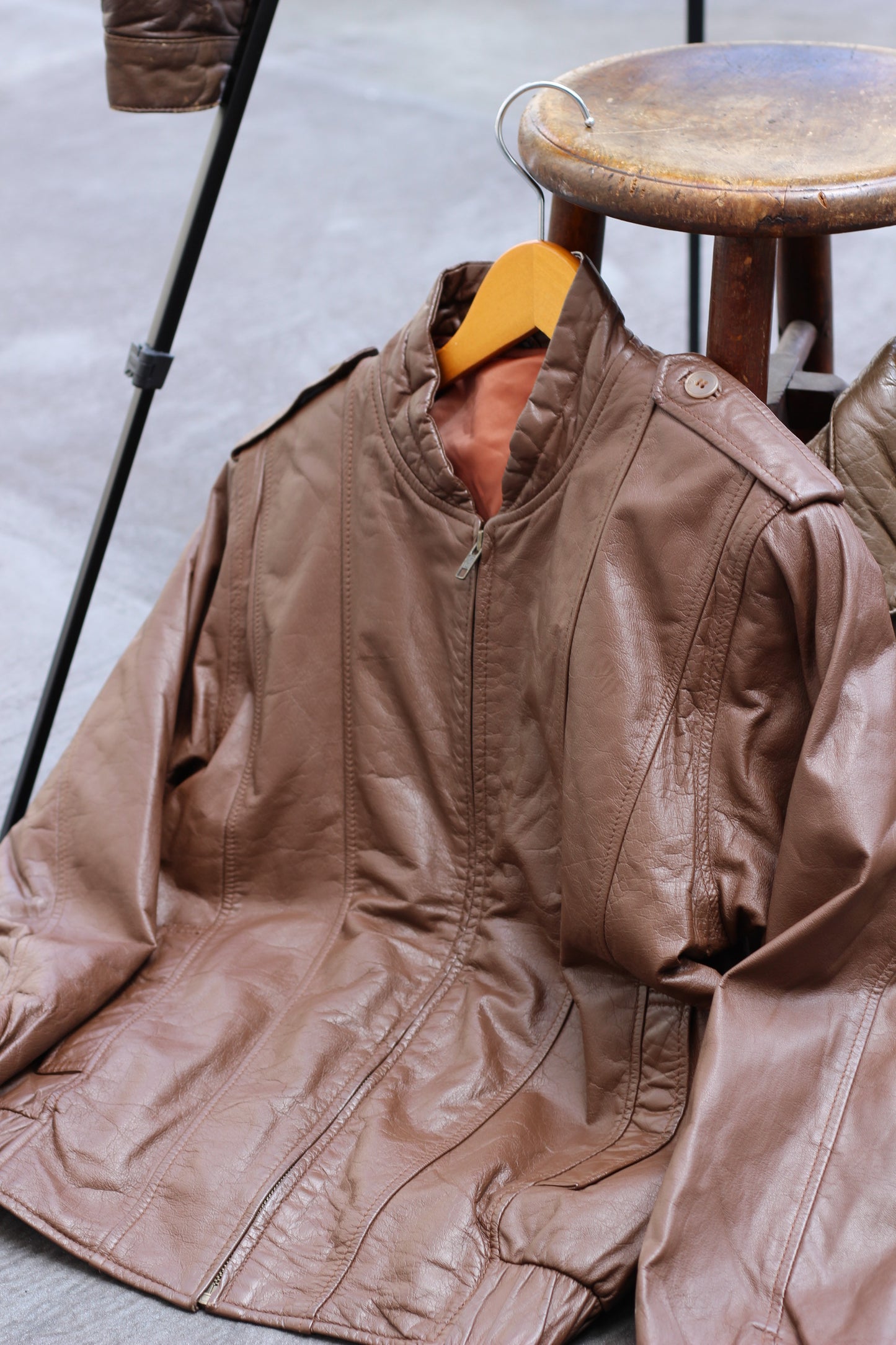 Men's Brown Short Leather Jacket x5点