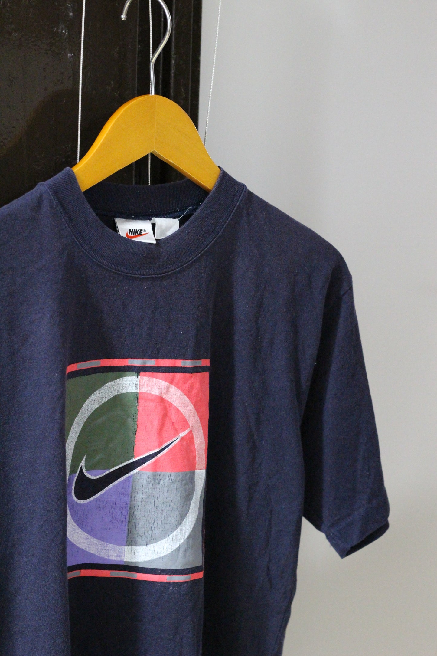 Old NIKE Y2K Style Swoosh Graphic T-Shirt x2点
