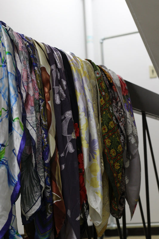 Floral Design Scarf x25点