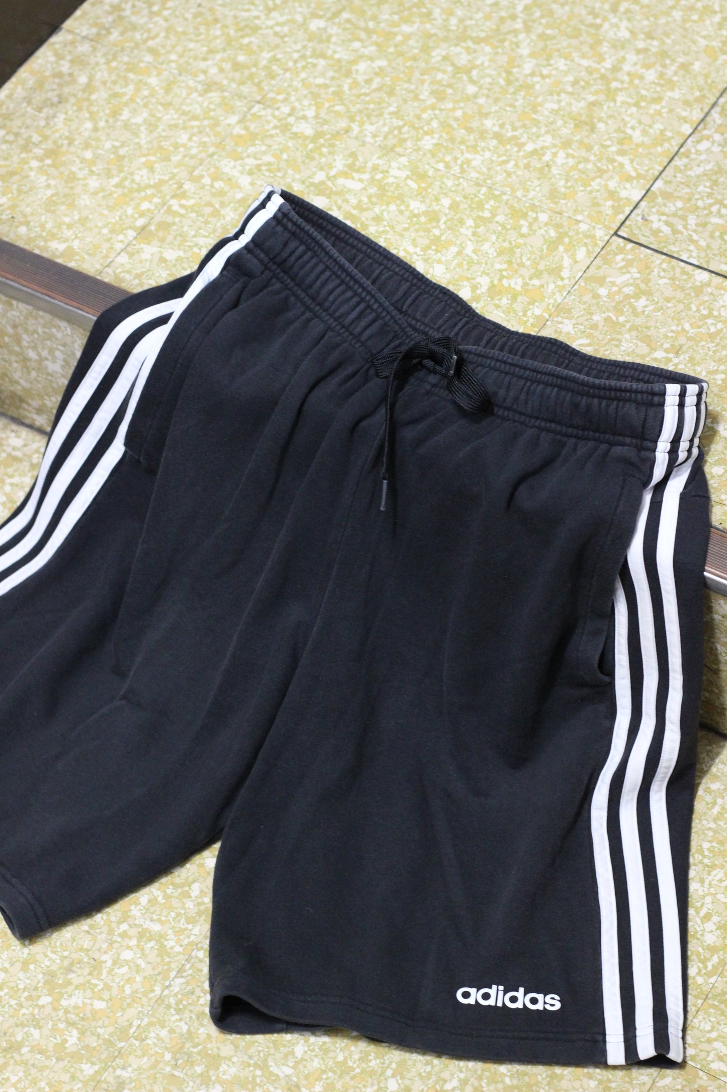 Adidas Track Pants x11点