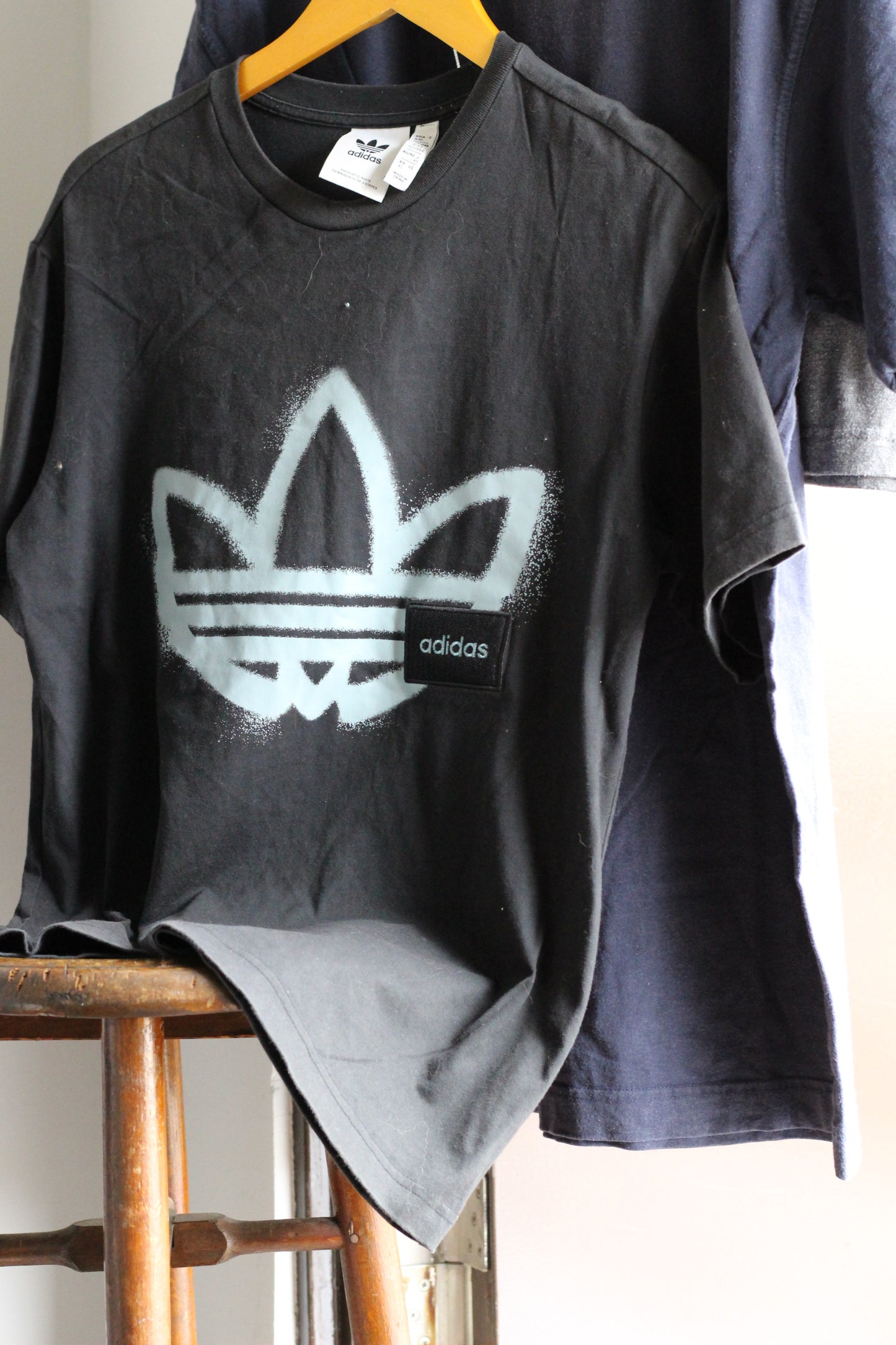 Good Design Adidas T-Shirt x5点