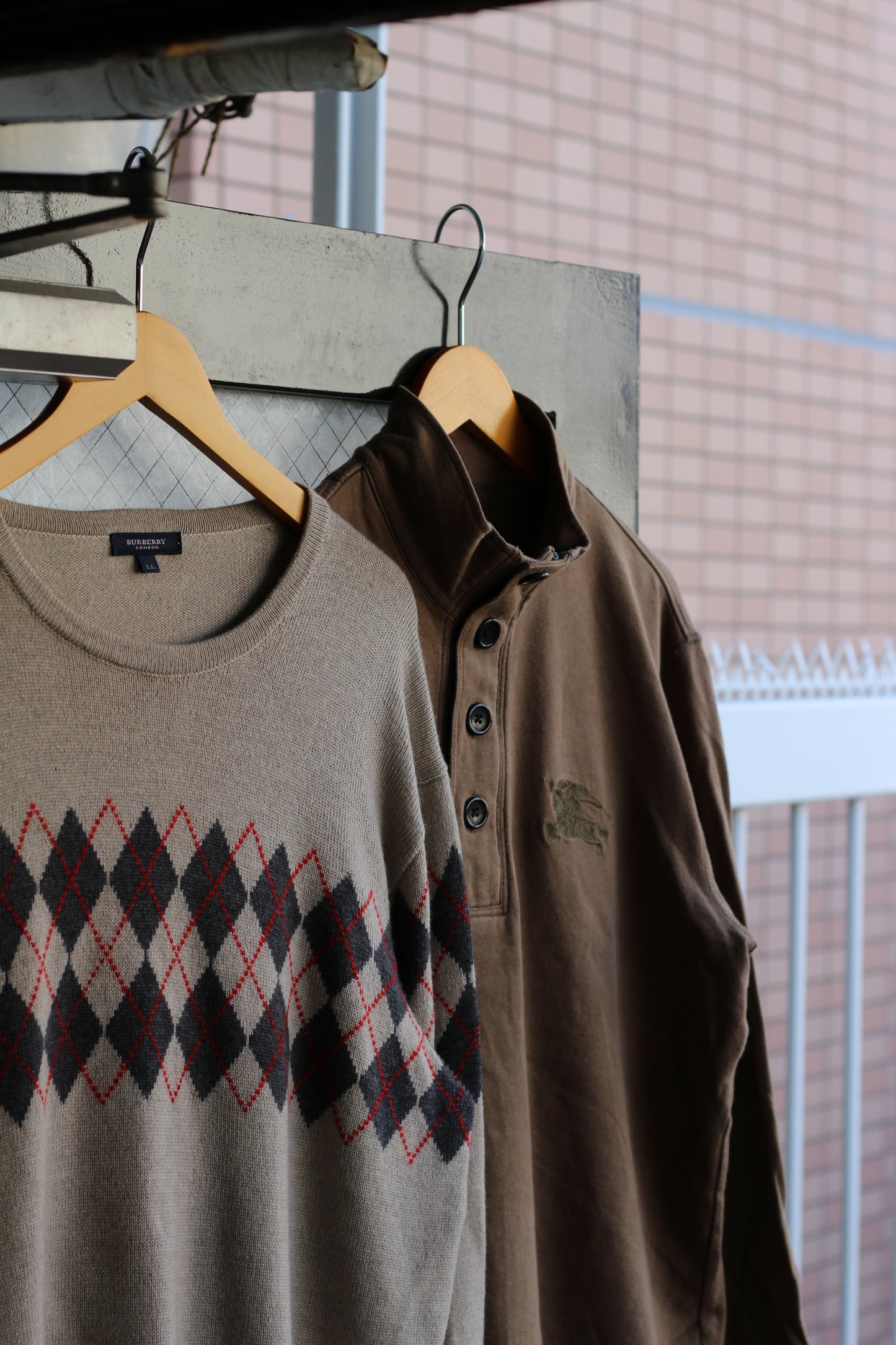 Burberry Argyle Knit & Henley Neck Sweatshirt set x2点