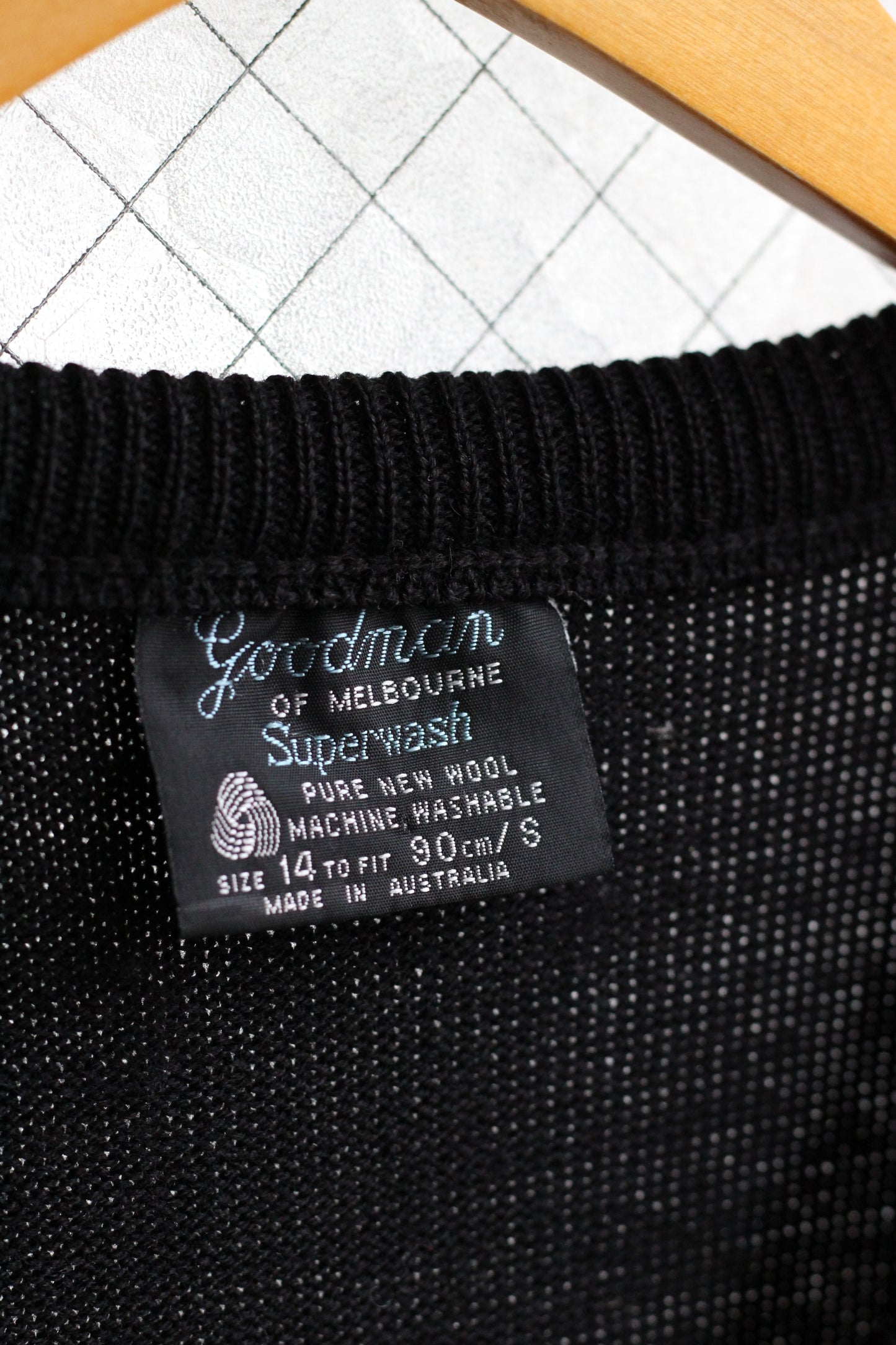 70-80's Made In Australia Embroidered Knit Vest set x2点