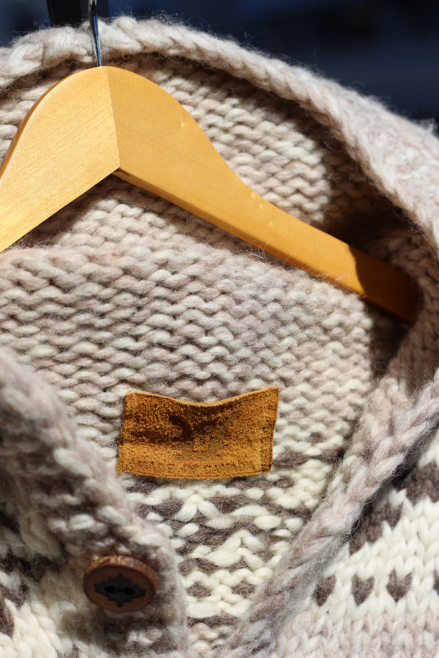 Made In Canada Vintage Cowichan Button Sweater set x2点