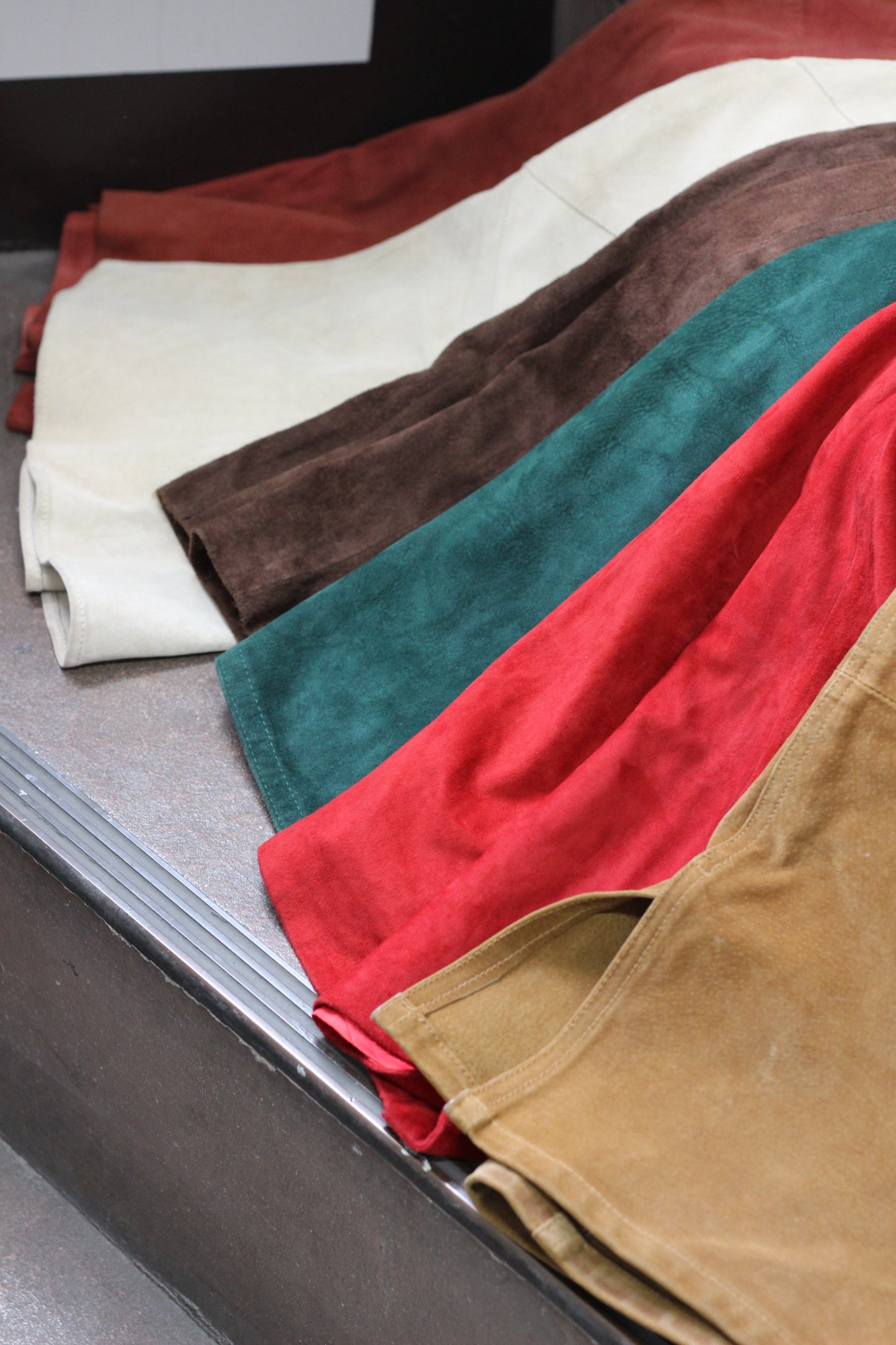 Vintage Color Suede Leather Skirt x9点
