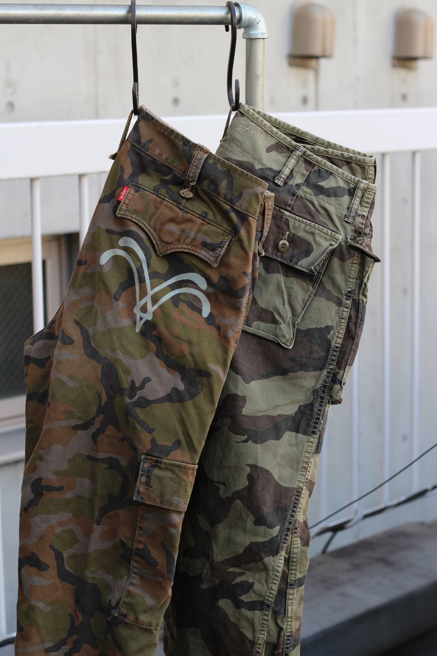 Levi's & Omnigod Camo Cargo Pants set x2点