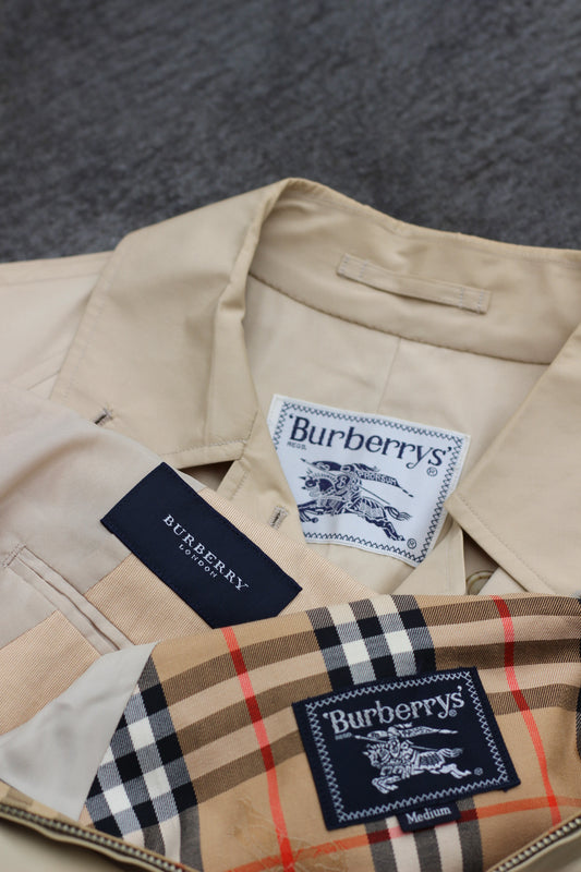 Burberry Jackets & Coats x3点