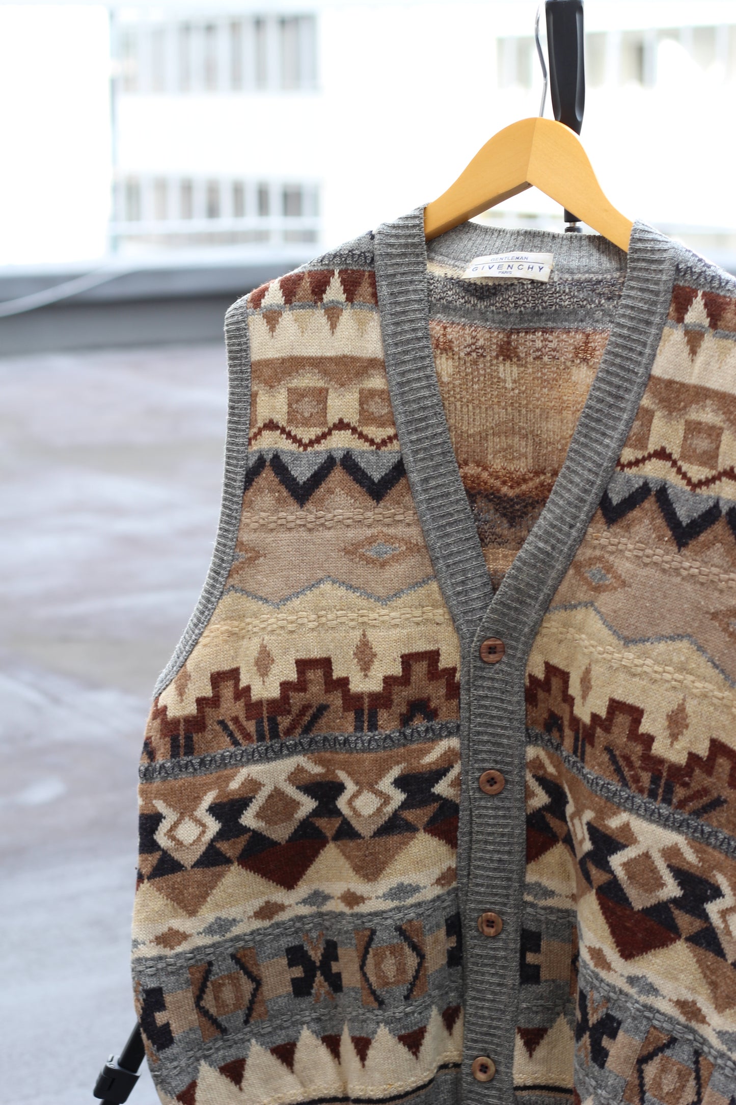Givenchy All-Over Print Knit Vest & Stripe Gilet set x2点