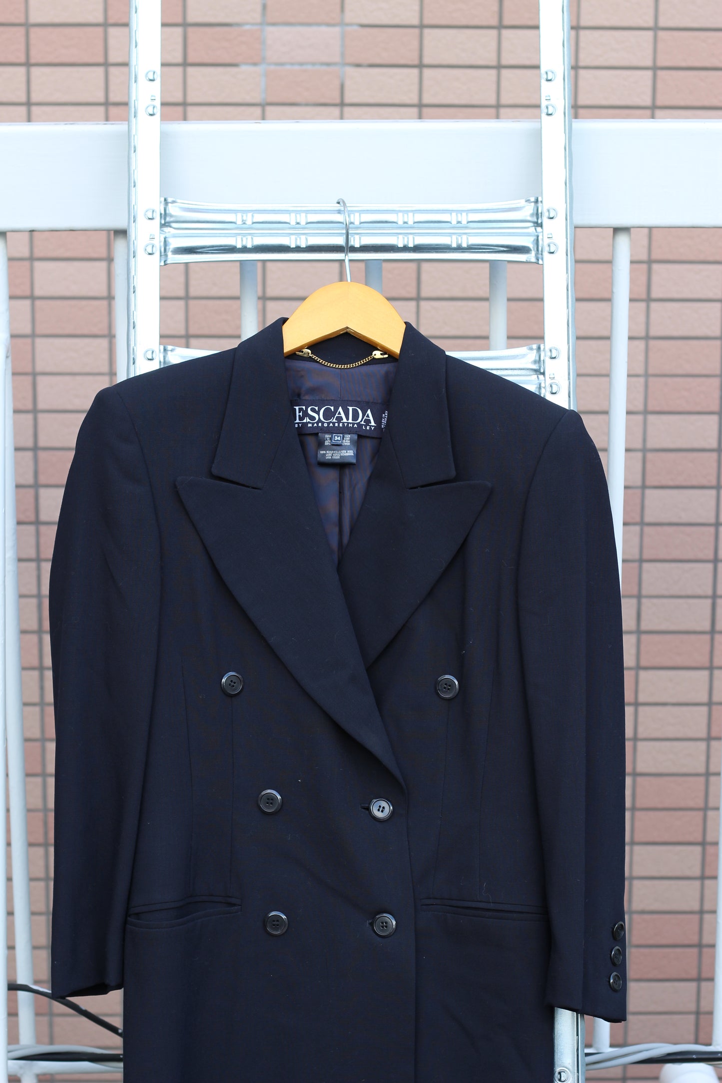 Women's Escada Leather Vests & Jackets x2点