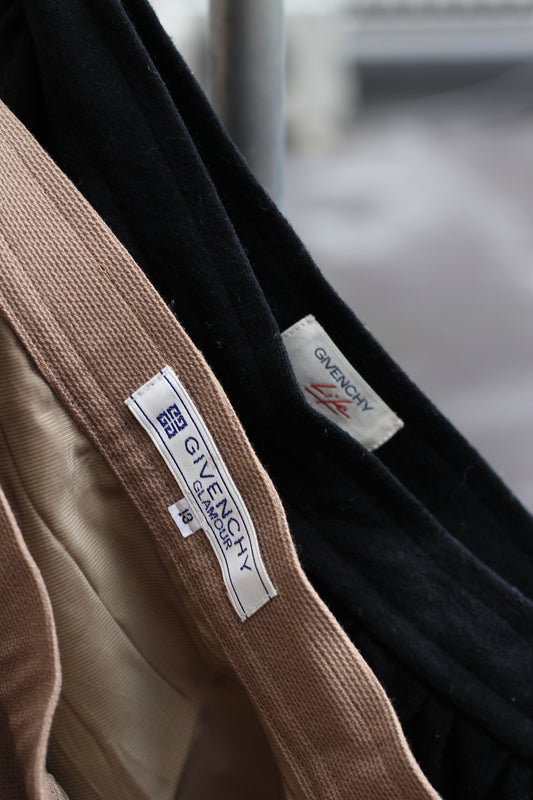 Givenchy Wool Skirt set x2点
