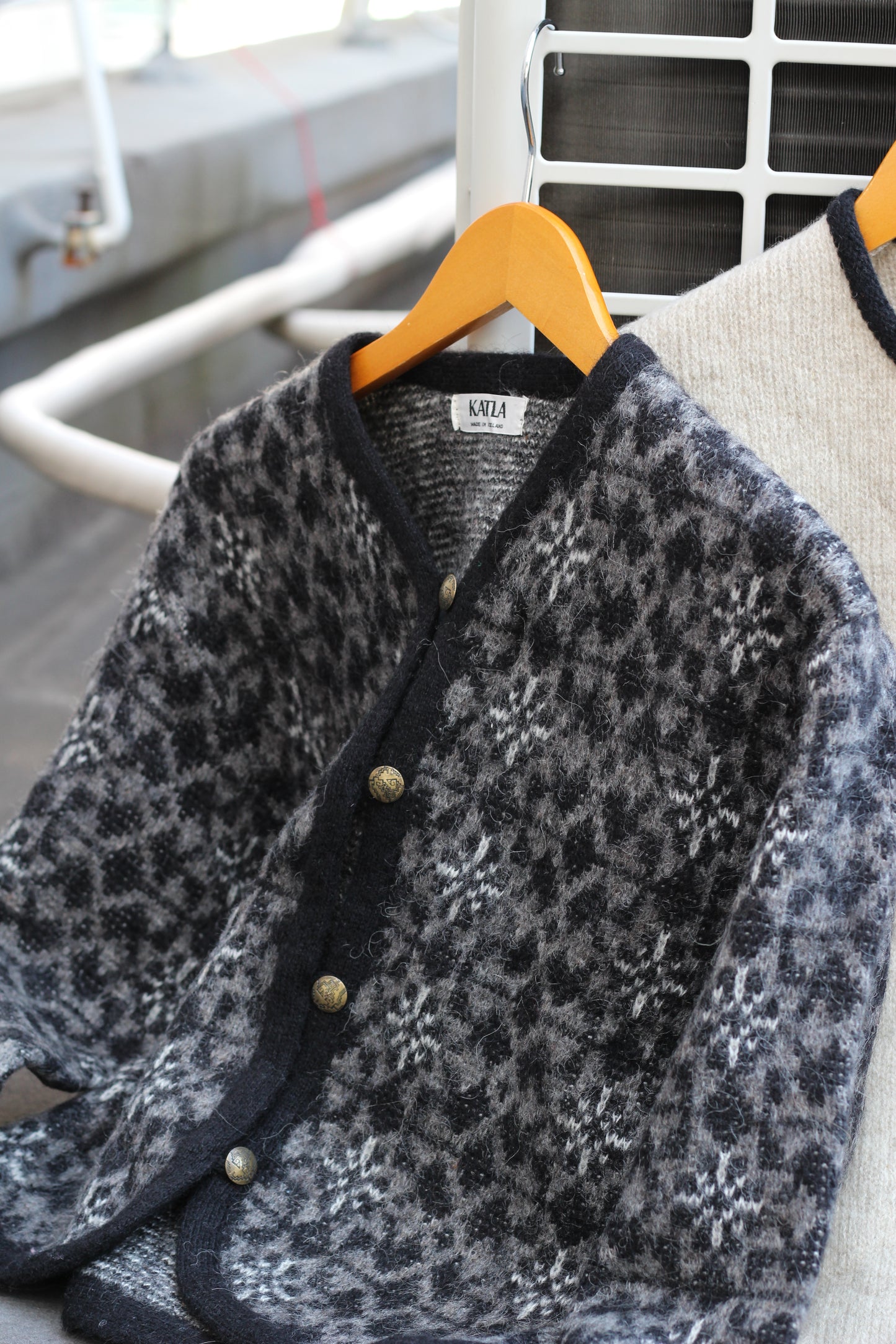 Women's Vintage Tyrolean Cardigan Made In Iceland & Austria x2点