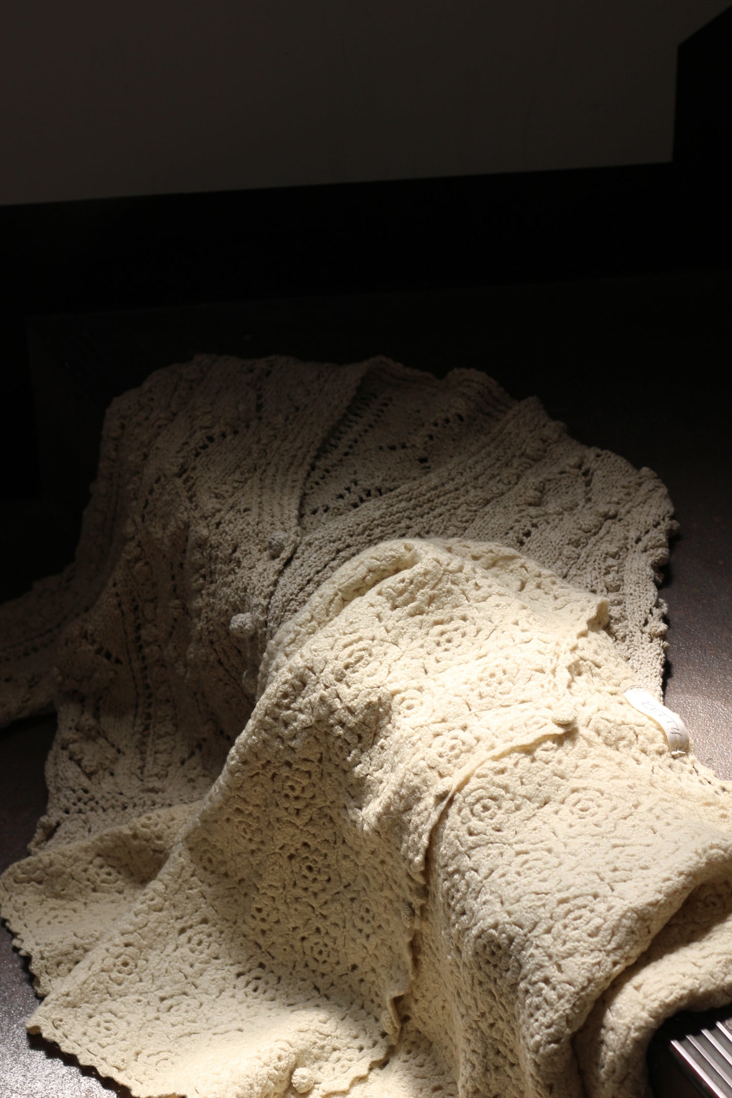 Vintage White Crochet Cardigan x2点