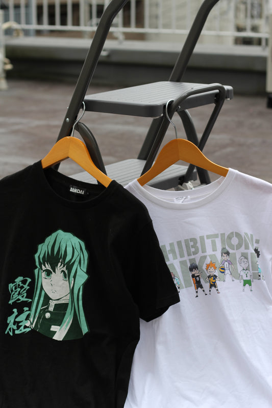 少年 ジャンプ Character Print T-Shirts x2点