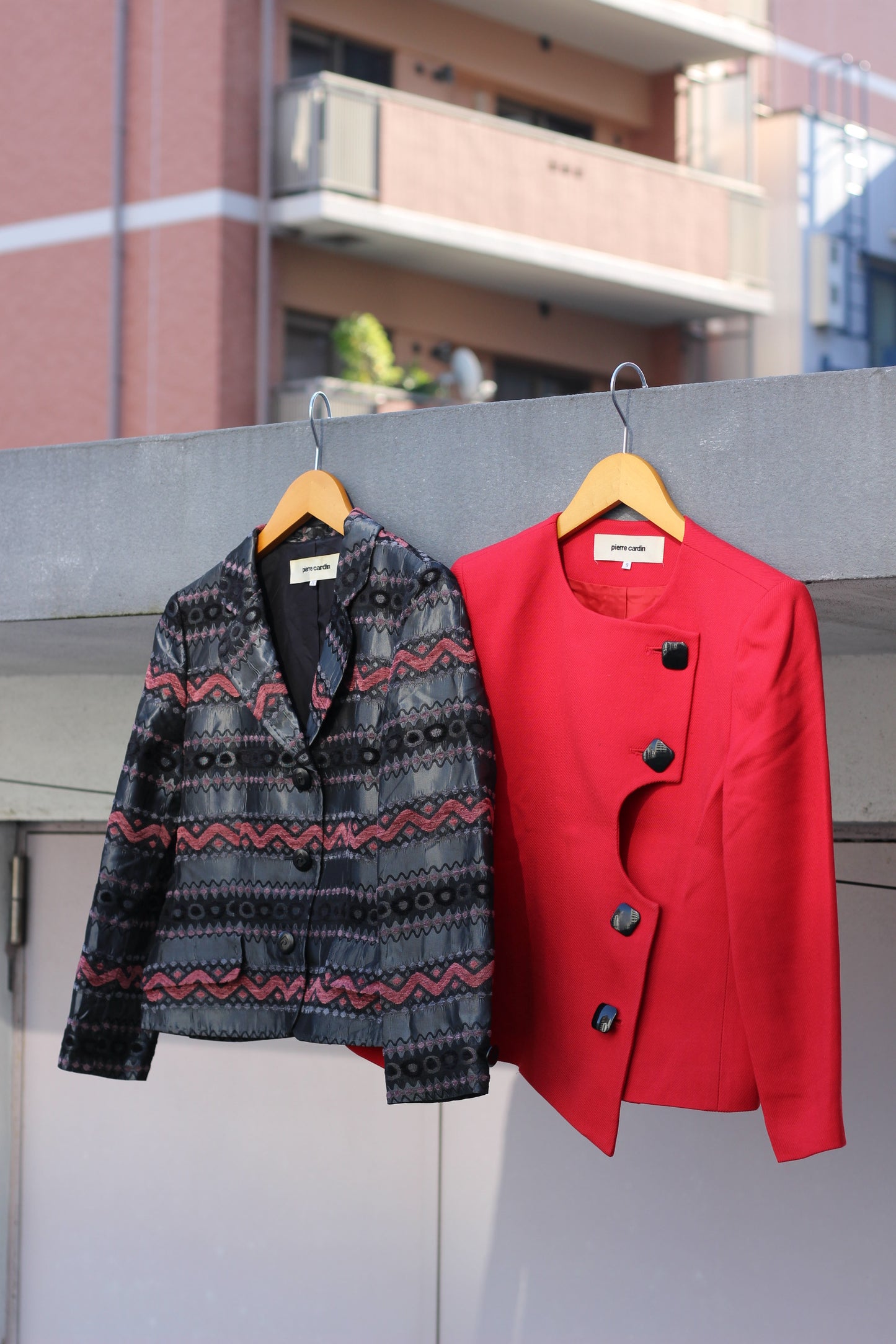 Ladies luxury brand outer & tops x9点