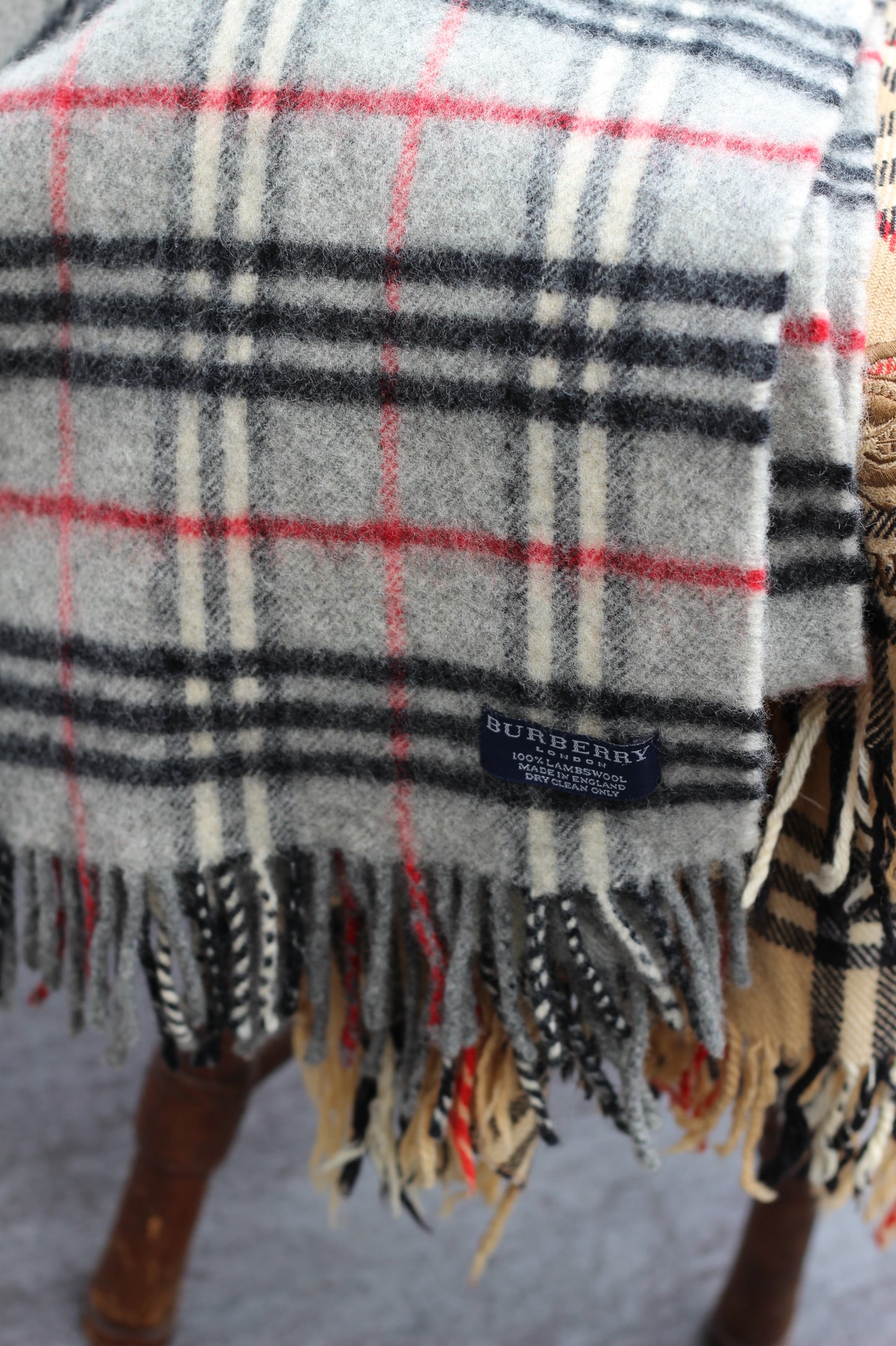 Burberry muffler x2点