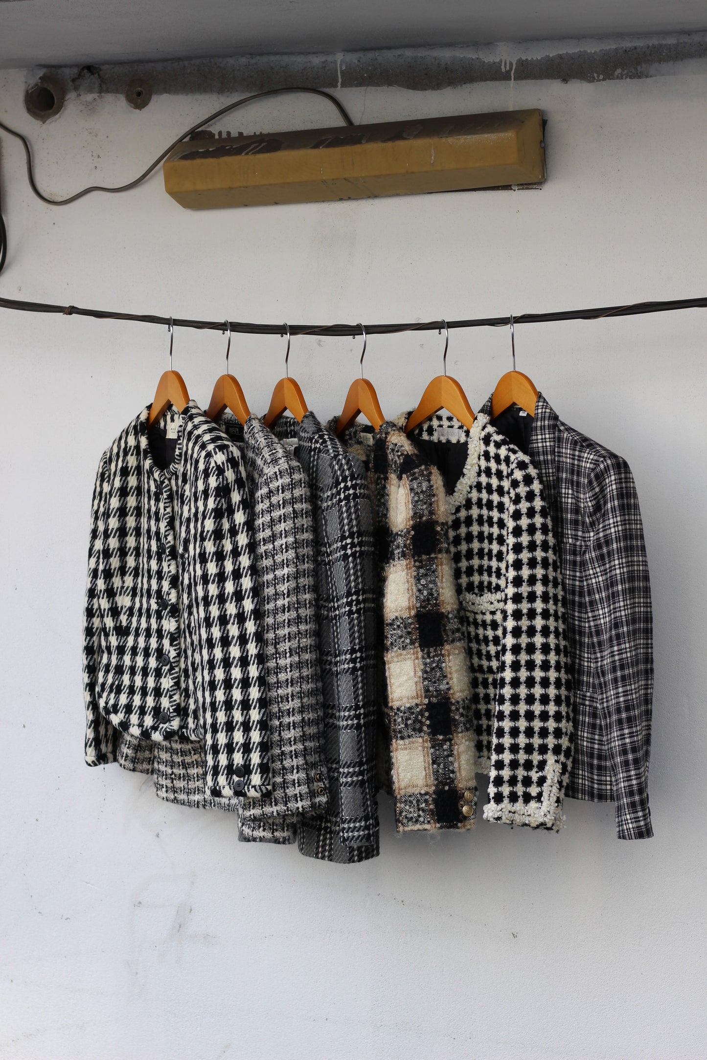 Japan vintage ladies Black & White rétro jacket x6点