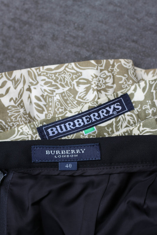 Old Burberry Skirt x2点