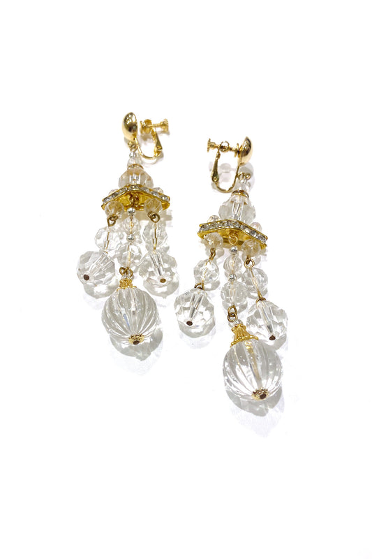 Vintage chandelier earrings: Gorgeous sparkle