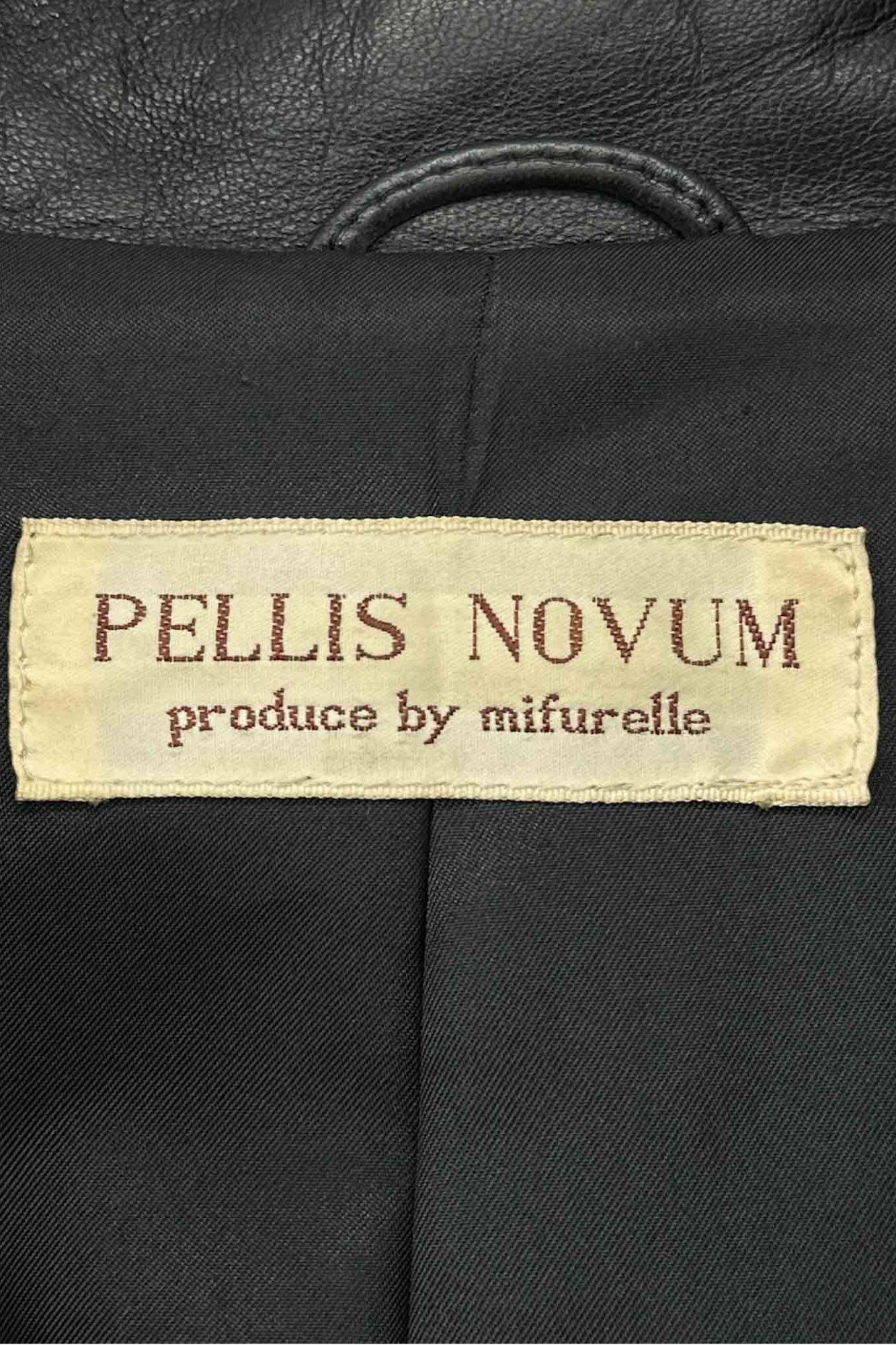 PELLIS NOVUM 黑色皮革外套