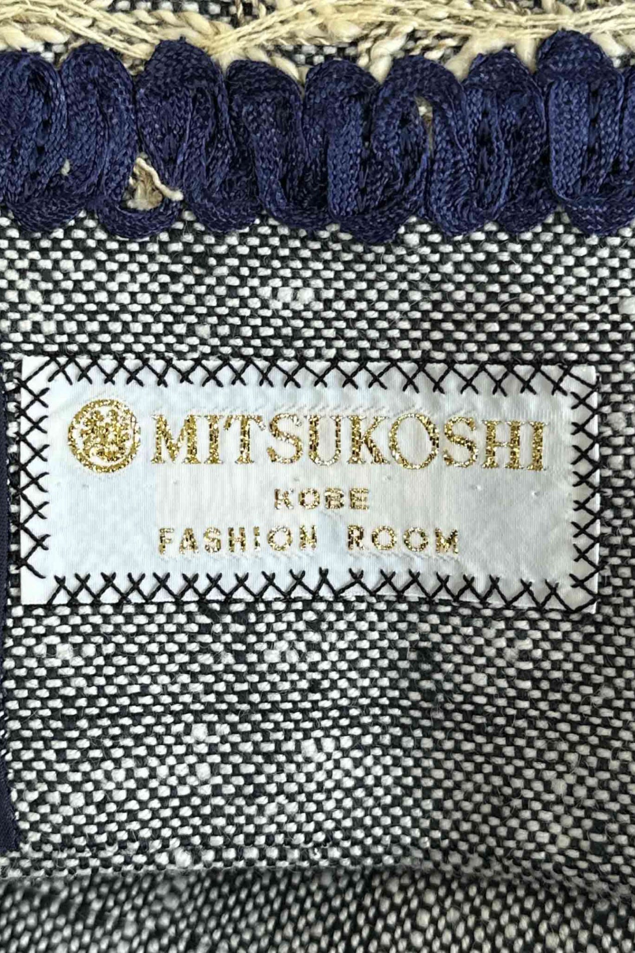 MITSUKOSHI blue set up
