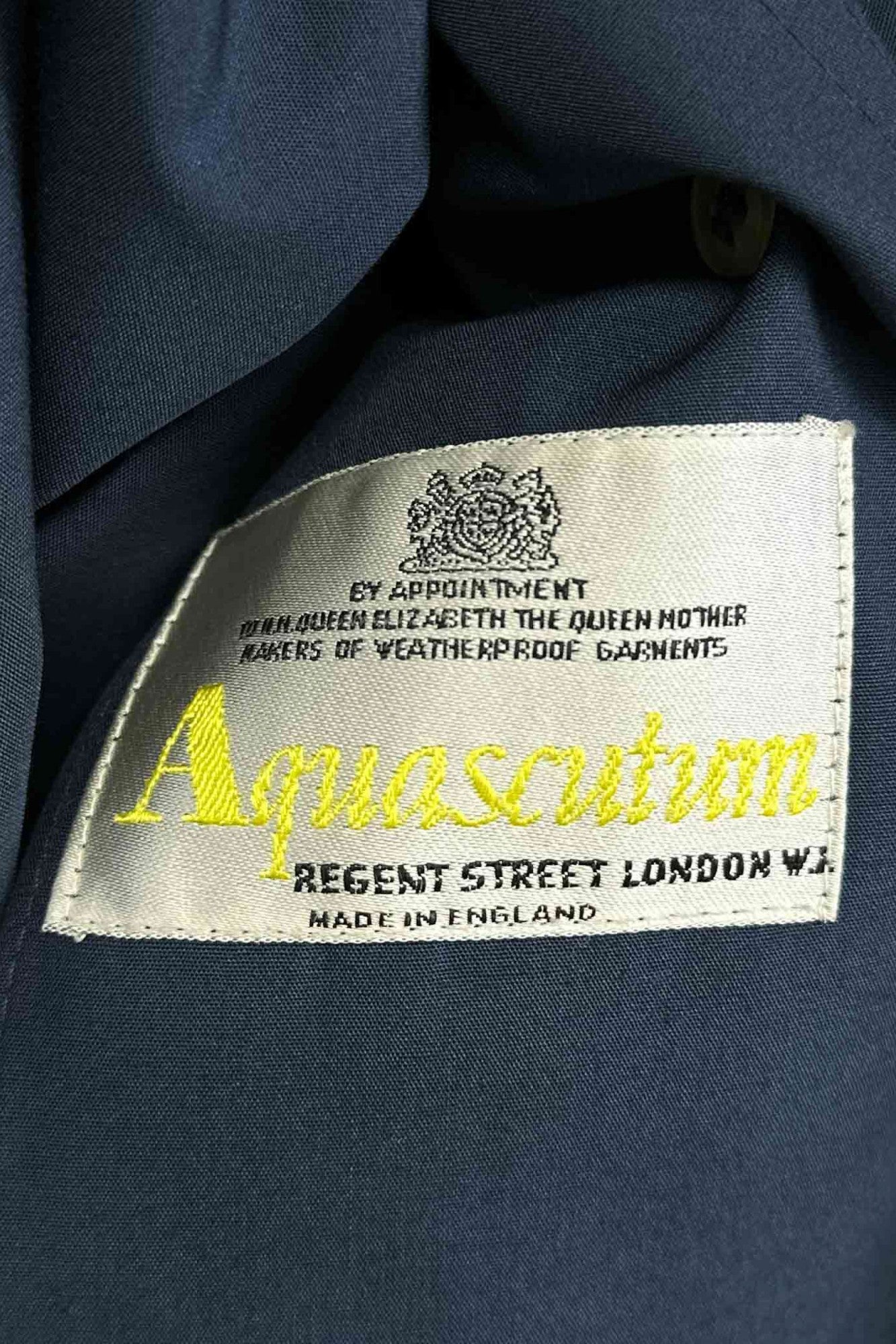 90's Made in ENGLAND Aquascutum blue trench coat