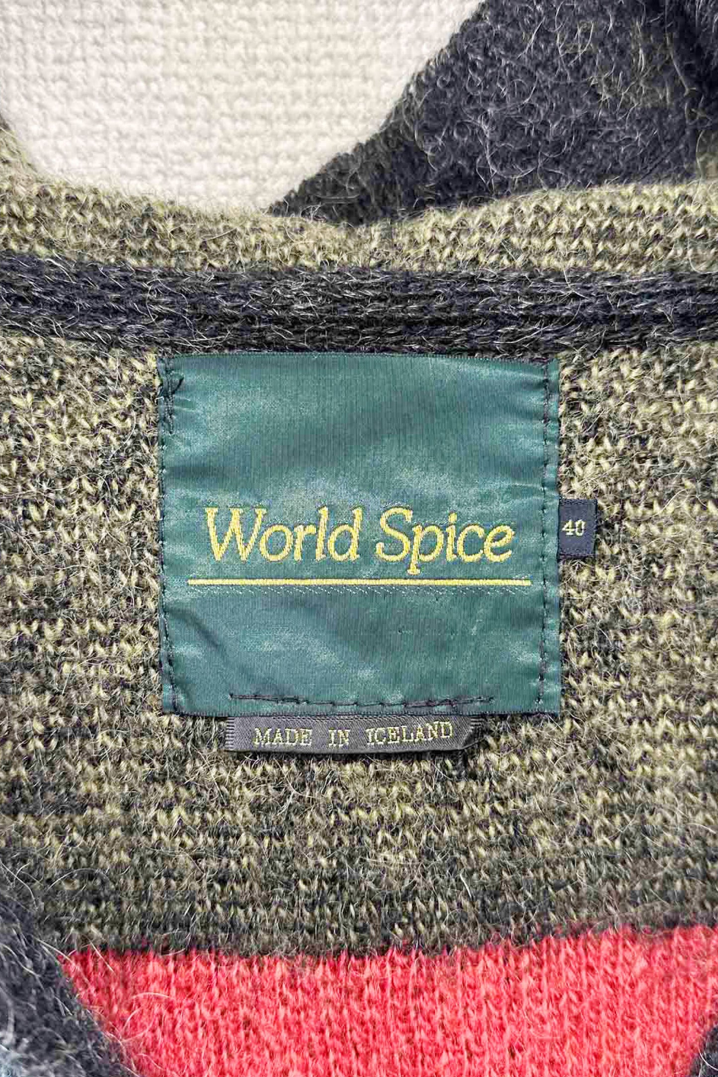 冰岛制造 World Spice 开衫