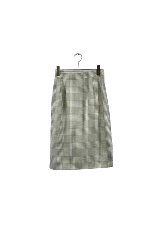 Aquascutum green check skirt
